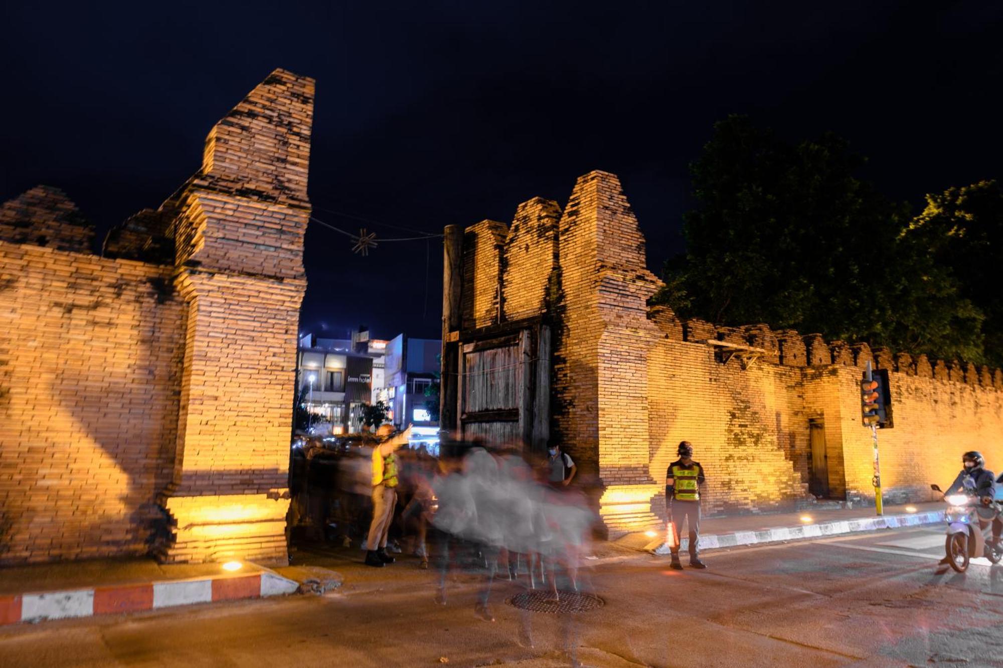 Sleep Mai Thapae Chiang Mai Old City Lifestyle Hotel מראה חיצוני תמונה